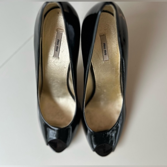 Black patent leather Miu Miu peep-toe heels 👠 🖤 - Picture 12 of 12
